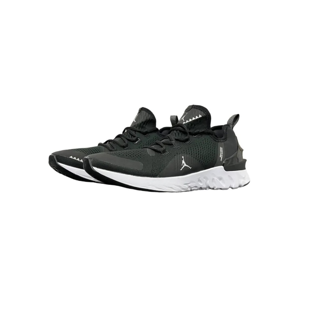 **Sold Off Platform** Jordan React Havoc Shoes Mens 9.5 Black/White *New In Box